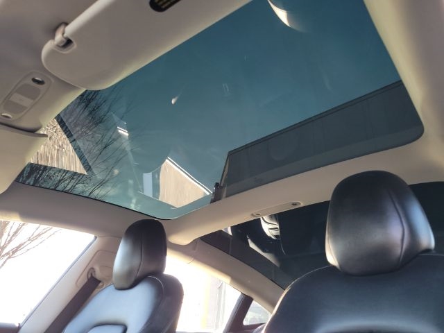 Tesla Model 3 Mid Range Battery RWD 2018