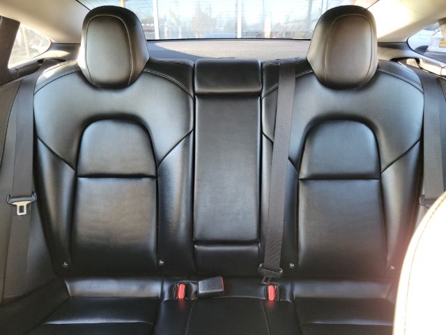 Tesla Model 3 Mid Range Battery RWD 2018