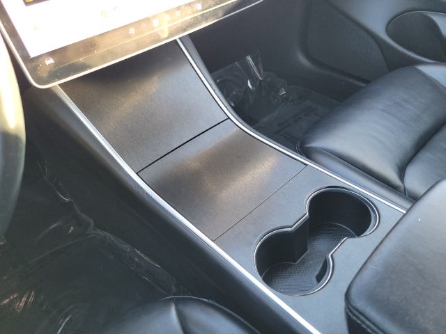 Tesla Model 3 Mid Range Battery RWD 2018