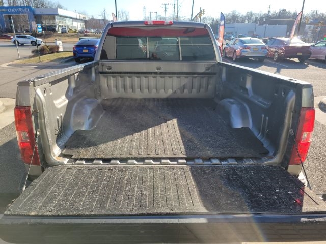 Chevrolet Silverado 1500 2WD Ext Cab 143.5" LT 2012