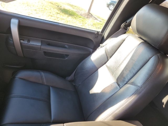 Chevrolet Silverado 1500 2WD Ext Cab 143.5" LT 2012