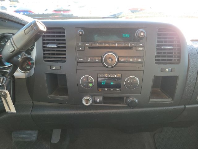 Chevrolet Silverado 1500 2WD Ext Cab 143.5" LT 2012