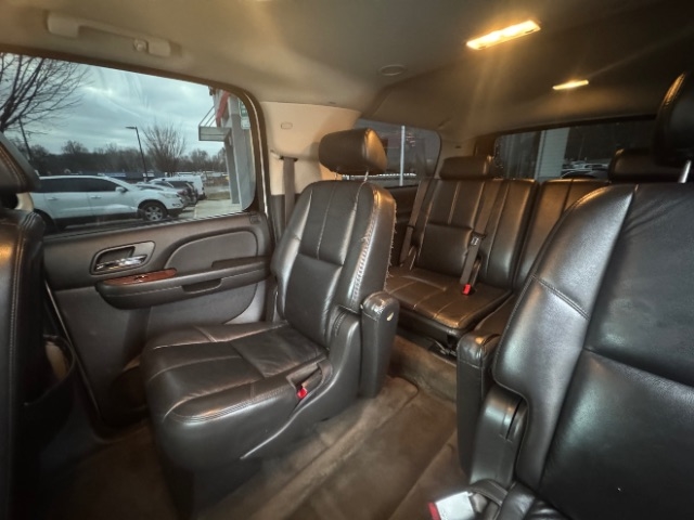 GMC Yukon XL 4WD 4dr 1500 SLT w/4SB 2008