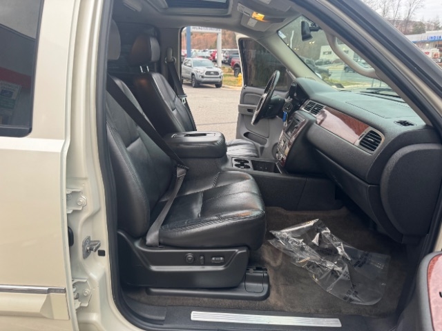 GMC Yukon XL 4WD 4dr 1500 SLT w/4SB 2008