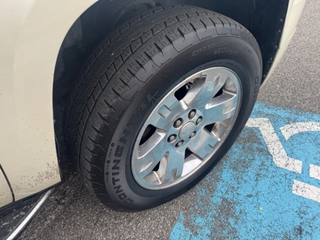 GMC Yukon XL 4WD 4dr 1500 SLT w/4SB 2008