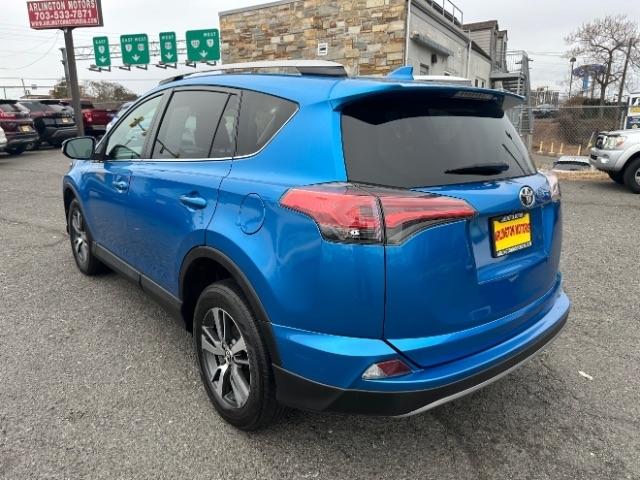 Toyota RAV4 Adventure AWD (Natl) 2018