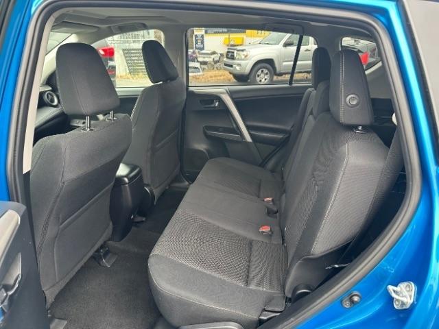 Toyota RAV4 Adventure AWD (Natl) 2018