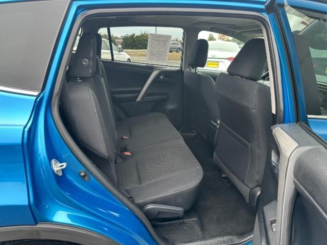 Toyota RAV4 Adventure AWD (Natl) 2018