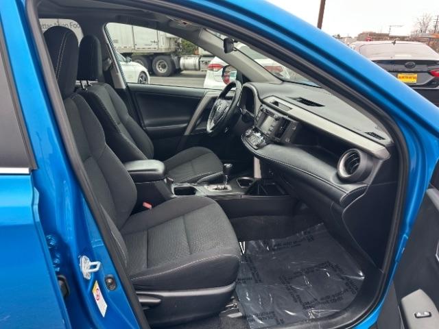 Toyota RAV4 Adventure AWD (Natl) 2018