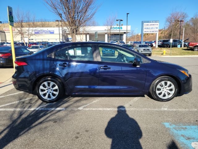 Toyota Corolla LE CVT (Natl) 2021