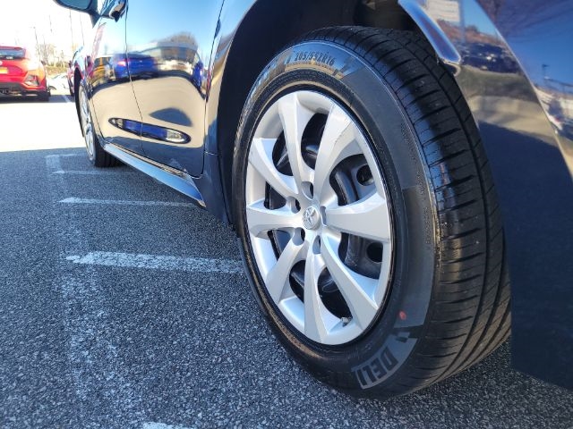 Toyota Corolla LE CVT (Natl) 2021