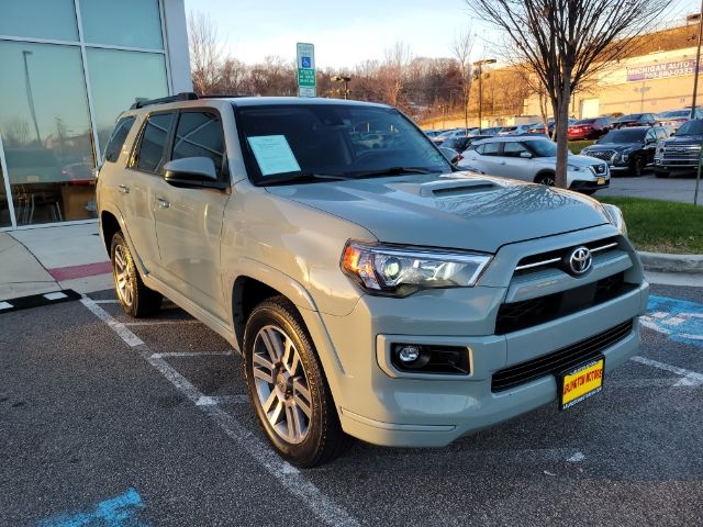 Toyota 4Runner TRD Sport 4WD (Natl) 2022