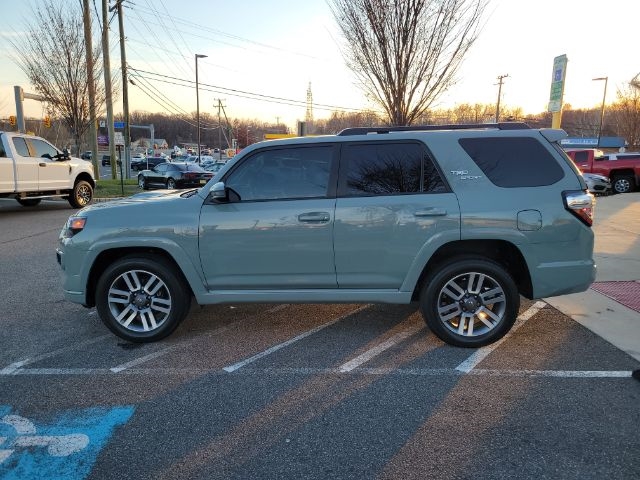 Toyota 4Runner TRD Sport 4WD (Natl) 2022