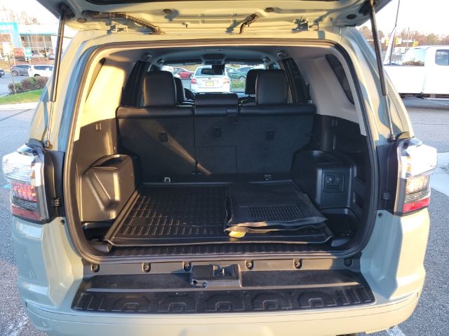 Toyota 4Runner TRD Sport 4WD (Natl) 2022