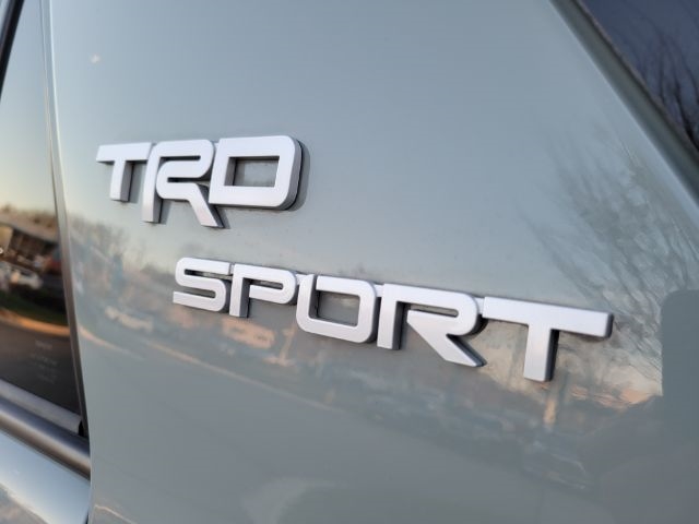 Toyota 4Runner TRD Sport 4WD (Natl) 2022