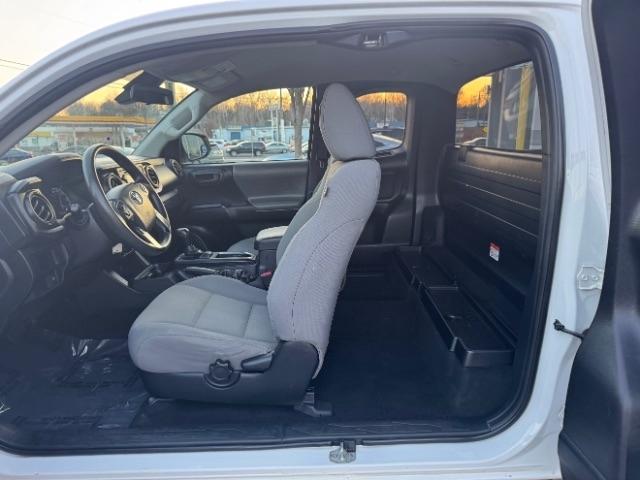 Toyota Tacoma 2WD SR5 Access Cab 6' Bed I4 AT (Natl) 2019