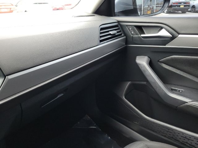 Volkswagen Jetta S Auto 2022