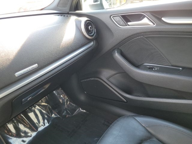 Audi A3 Sedan Premium Plus 45 TFSI quattro 2019