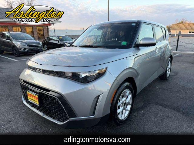 2023 Kia Soul LX IVT