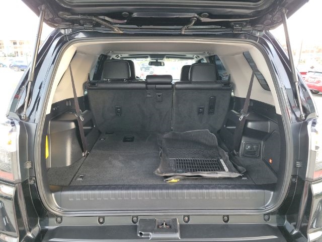 Toyota 4Runner TRD Off Road Premium 4WD (Natl) 2019