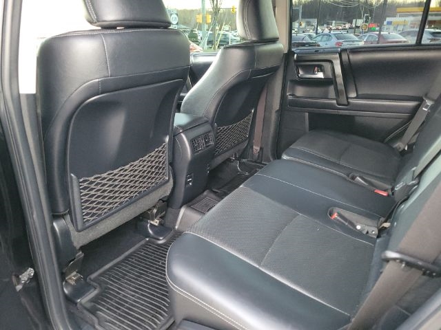 Toyota 4Runner TRD Off Road Premium 4WD (Natl) 2019