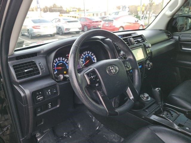 Toyota 4Runner TRD Off Road Premium 4WD (Natl) 2019