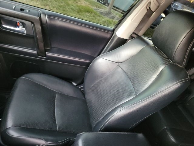 Toyota 4Runner TRD Off Road Premium 4WD (Natl) 2019