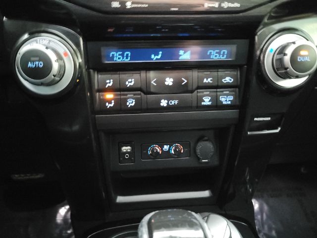 Toyota 4Runner TRD Off Road Premium 4WD (Natl) 2019