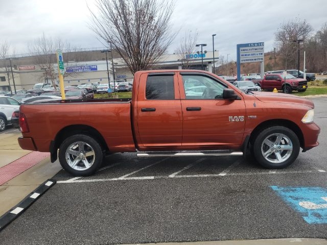 RAM 1500 4WD Quad Cab 140.5" Express 2013