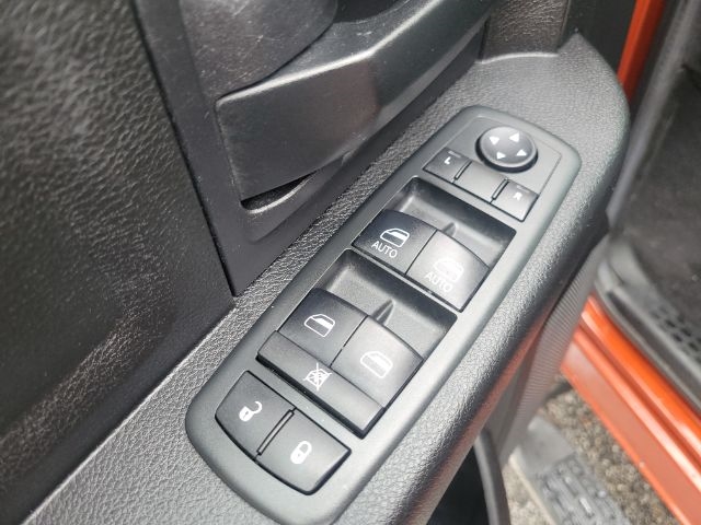 RAM 1500 4WD Quad Cab 140.5" Express 2013