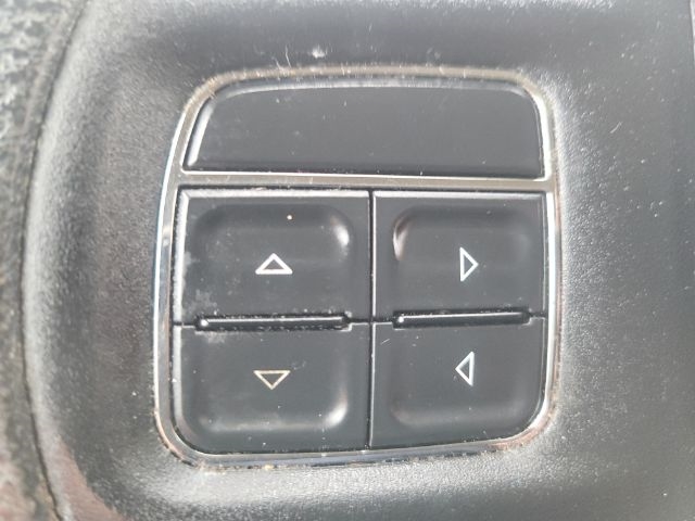 RAM 1500 4WD Quad Cab 140.5" Express 2013