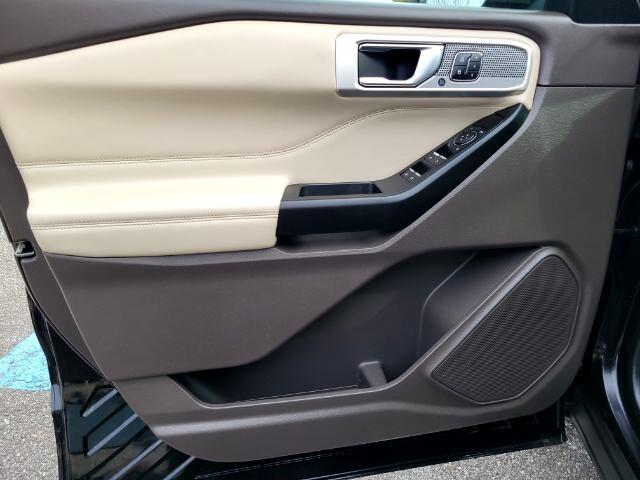 Ford Explorer Platinum 4WD 2020