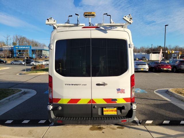 Ford Transit Cargo Van T-250 148" Med Rf 9000 GVWR Sliding RH Dr 2016