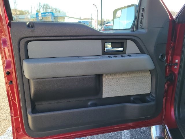 Ford F-150 4WD SuperCrew 145" King Ranch 2014