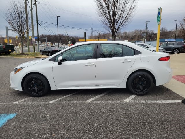 Toyota Corolla LE CVT (Natl) 2021