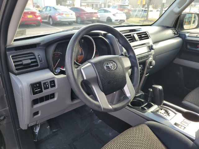 Toyota 4Runner 4WD 4dr V6 Limited (Natl) 2011