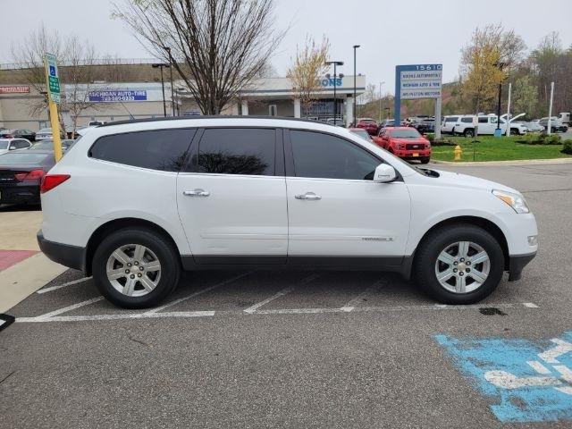 Chevrolet Traverse FWD 4dr LT w/2LT 2009
