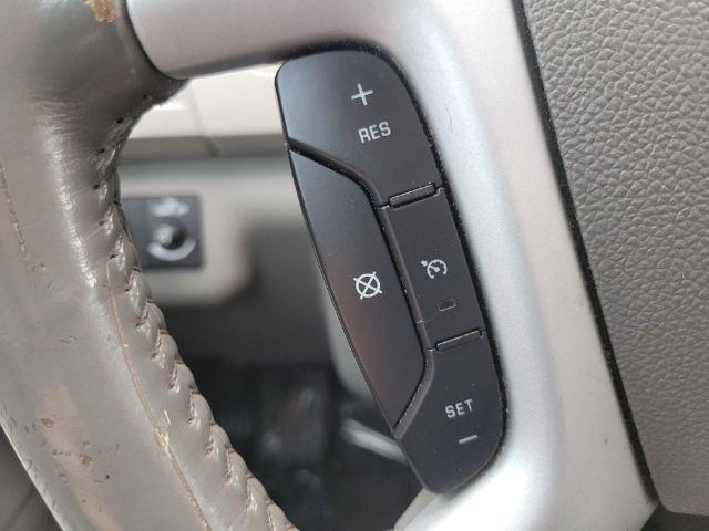 Chevrolet Traverse FWD 4dr LT w/2LT 2009