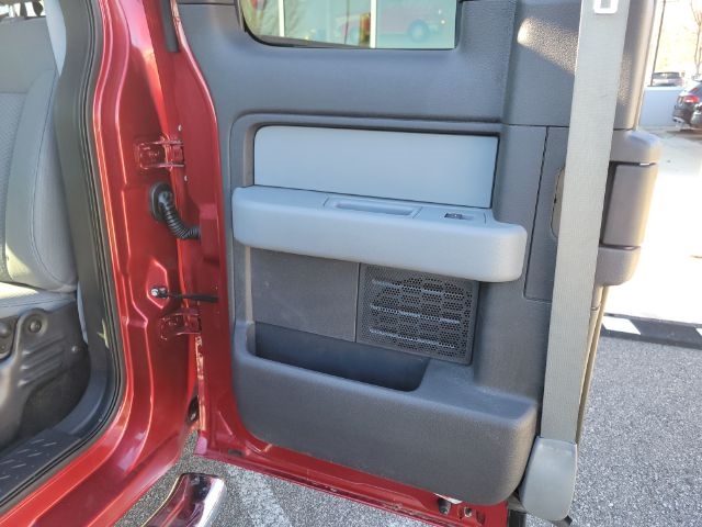 Ford F-150 4WD SuperCab 145" Lariat 2014