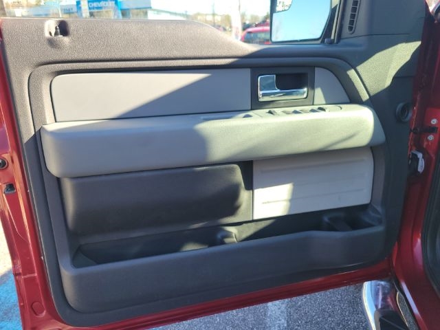 Ford F-150 4WD SuperCab 145" Lariat 2014