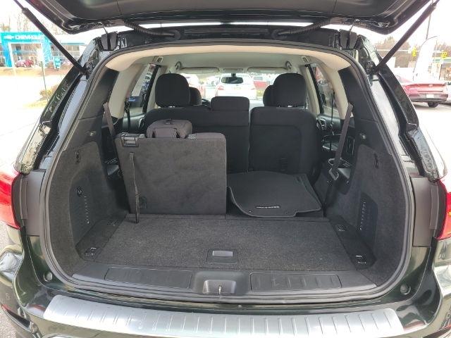 Nissan Pathfinder 4x4 SV 2019