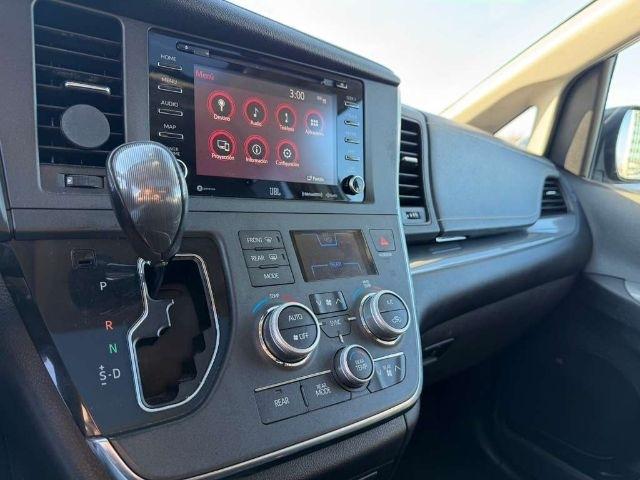 Toyota Sienna SE AWD 7-Passenger (Natl) 2019