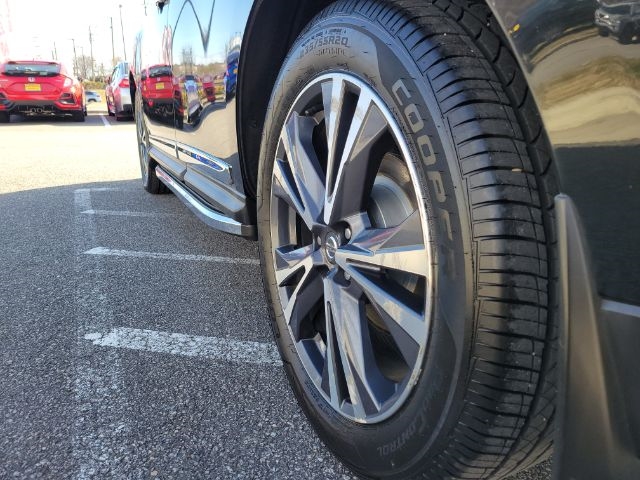 Nissan Pathfinder FWD Platinum 2019