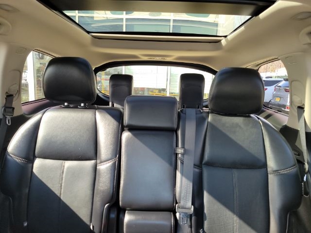 Nissan Pathfinder FWD Platinum 2019