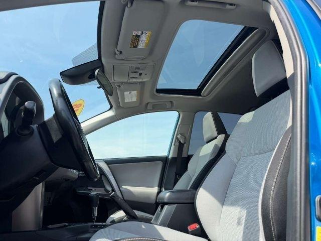 Toyota RAV4 Adventure FWD (Natl) 2018