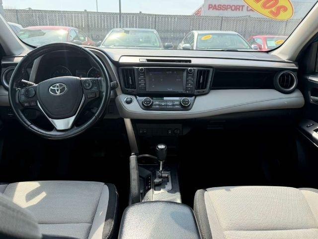 Toyota RAV4 Adventure FWD (Natl) 2018