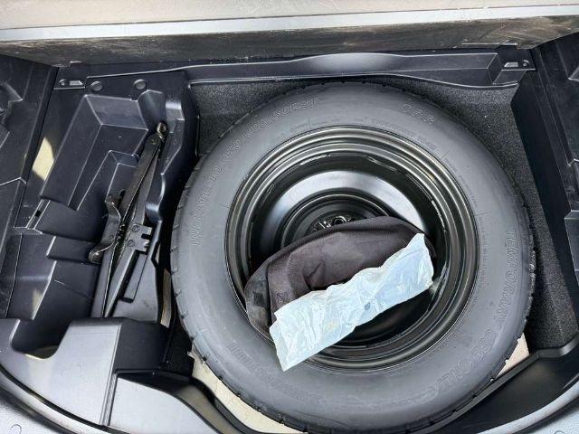 Toyota RAV4 Adventure FWD (Natl) 2018