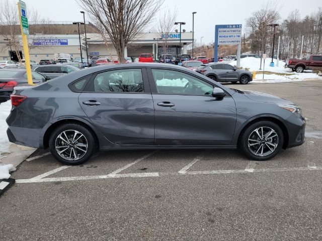 Kia Forte LXS IVT 2024