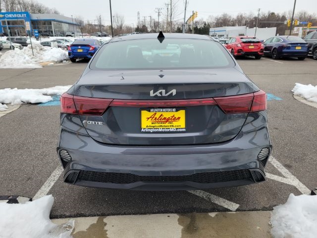 Kia Forte LXS IVT 2024