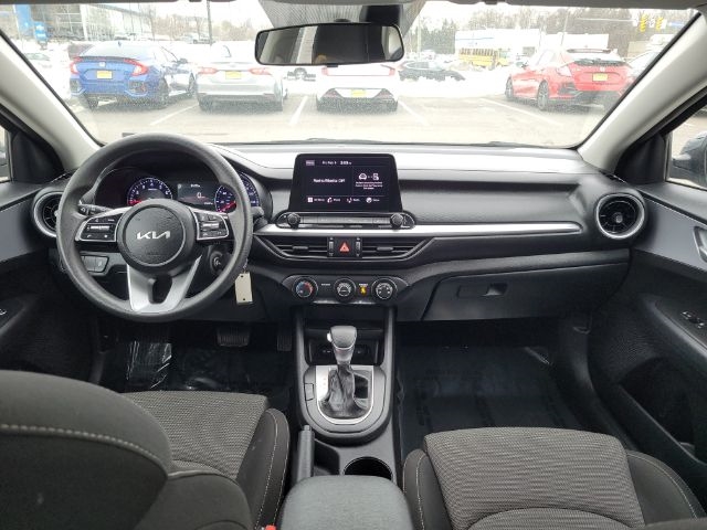 Kia Forte LXS IVT 2024